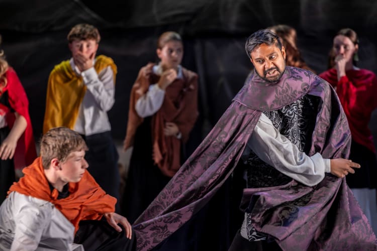 Count Heinrich — production still